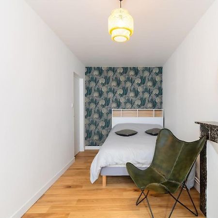 Appartement Meuse & Mono, En Hyper Centre Charleville-Mézières Exteriör bild